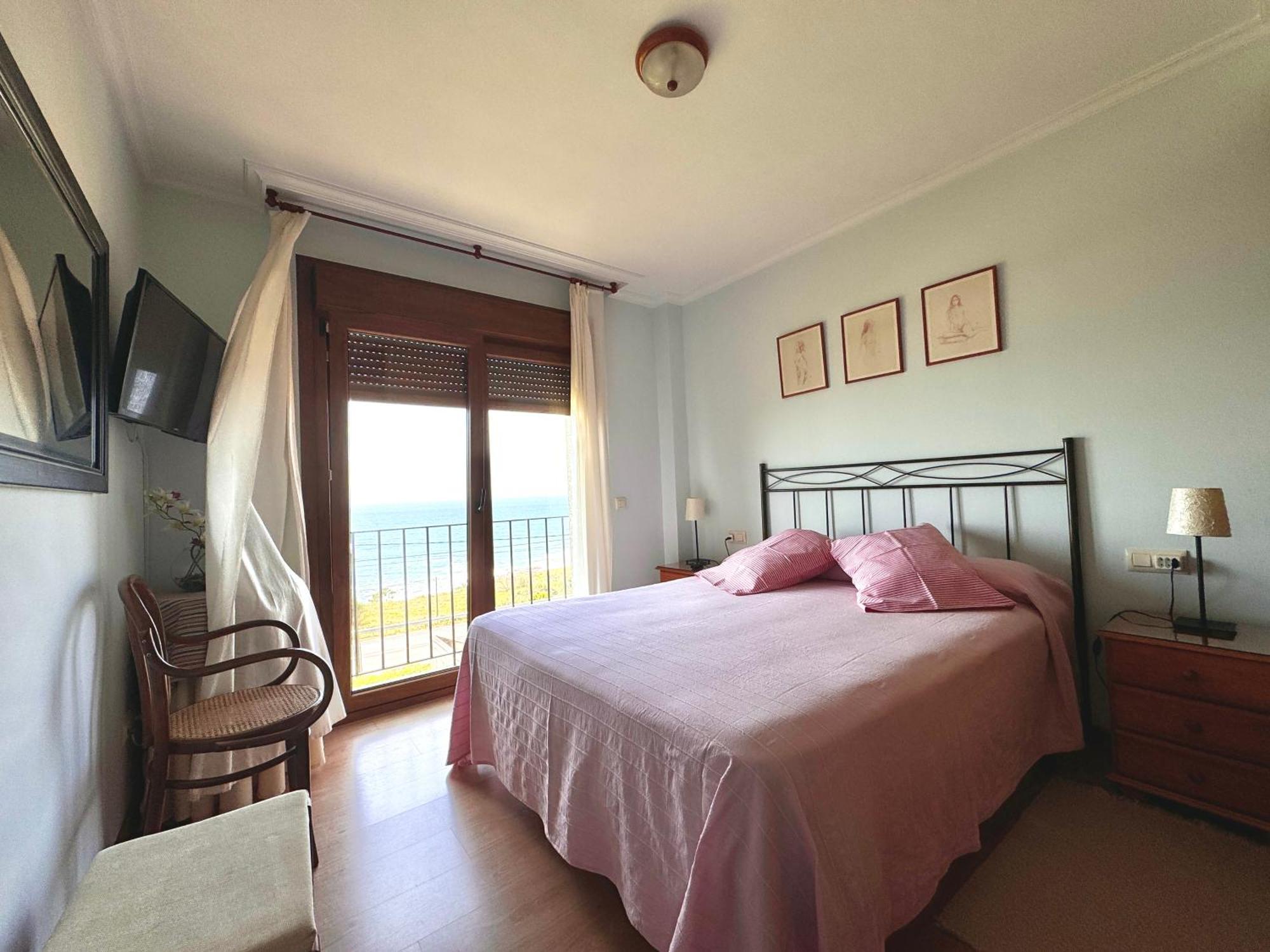 Rooms Peregrinos A Casa Alicia Rosal Exterior photo