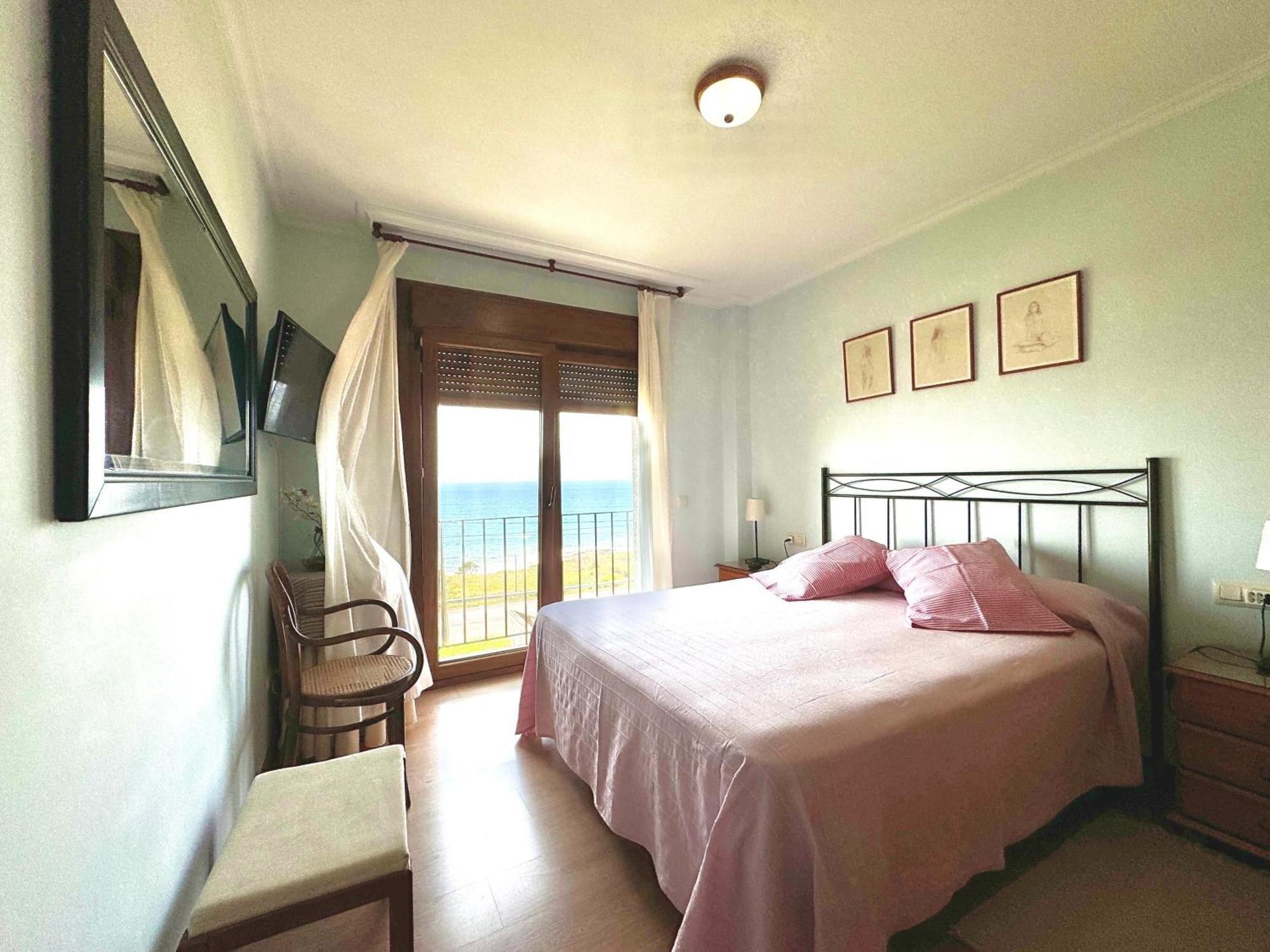 Rooms Peregrinos A Casa Alicia Rosal Exterior photo